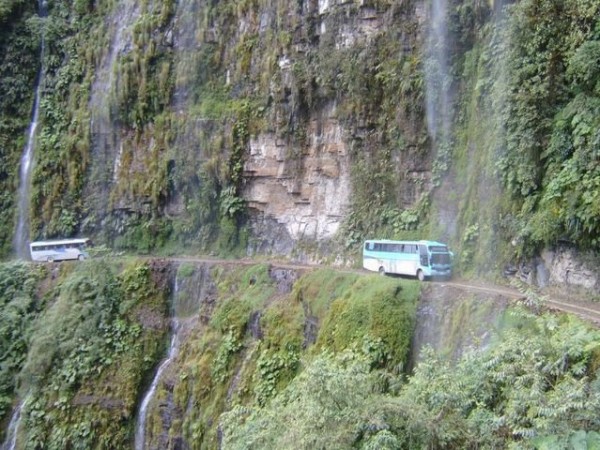 The Most Dangerous Road on Earth 21 e1288959106401 The Most Dangerous Road On Earth