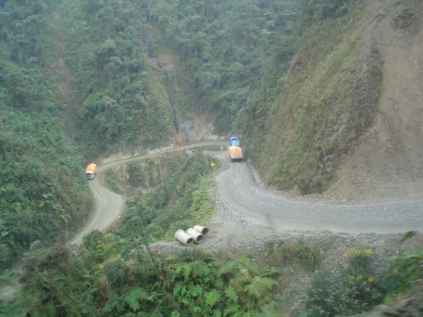 The Most Dangerous Road on Earth 27 e1288958727151 The Most Dangerous Road On Earth