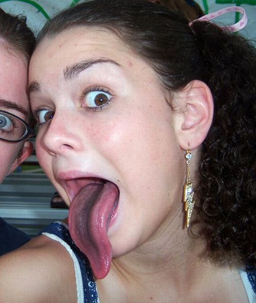 tongue 22 Lizzard Girls
