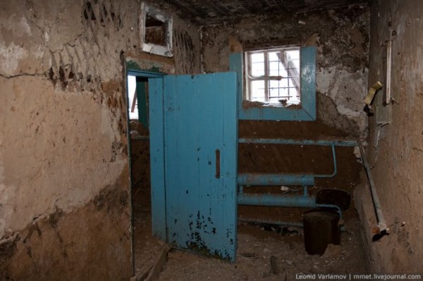Russian Prison 11 e1294182375108 Abandoned Russian Prison